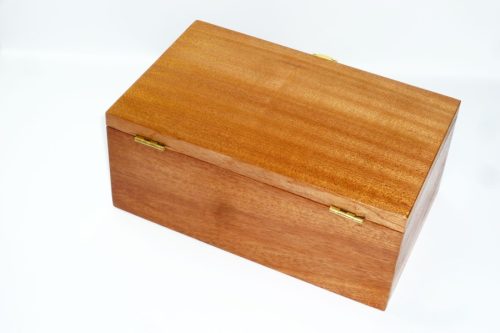 Presentation boxed wooden gavel in mahogany - Image 6