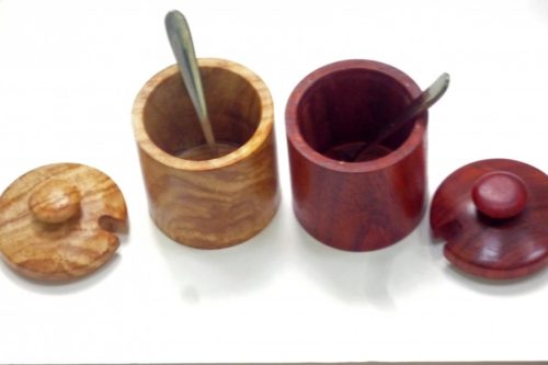 salt-&-pepper-set-handmade-Tommy-Woodpecker-Woodworks