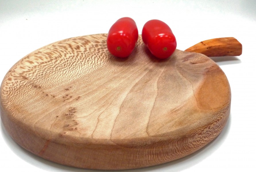 wooden-chopping-boards-Tommy-Woodpecker-Woodworks