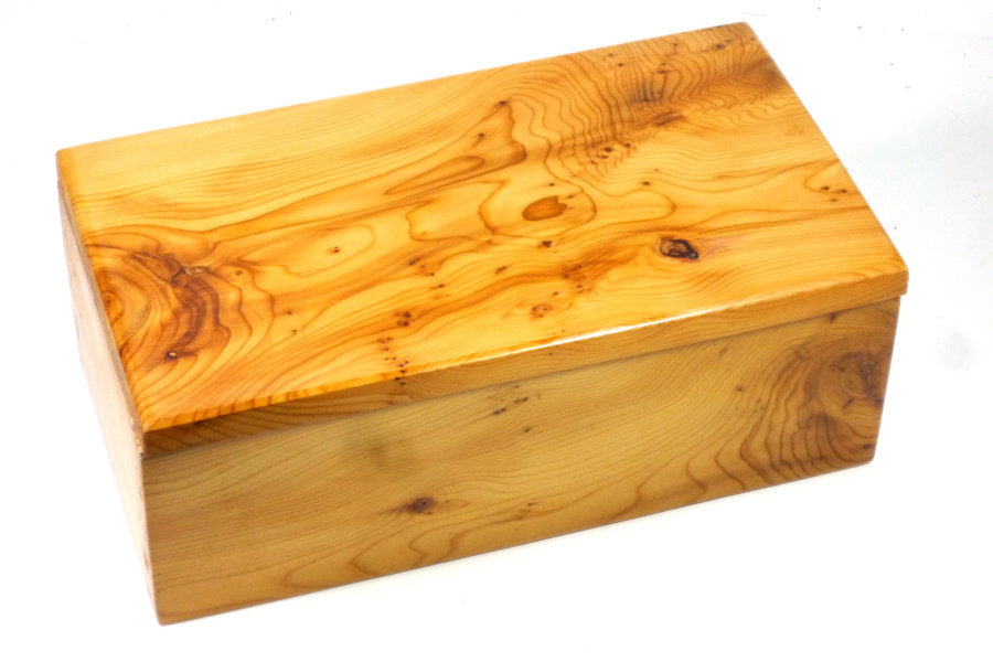 English burr yew box for Tak game pieces
