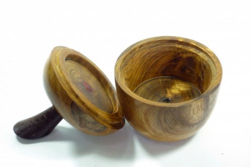handmade-apple-shaped-keepsake-wooden-pot