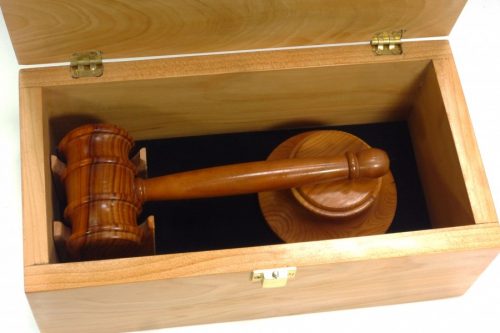 wooden boxed gavel set