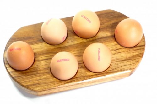 Egg holder in English Brown Tiger Oak