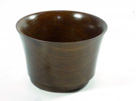 Handmade wooden bowl in Imbuia wood