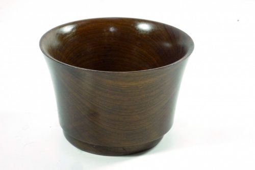Handmade wooden bowl in Imbuia wood
