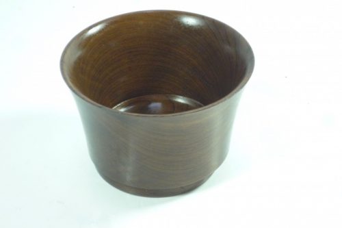 Handmade wooden bowl in Imbuia wood