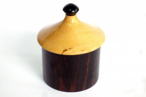 Little hut Vintage Ebony pot lid in English Boxwood and Ebony