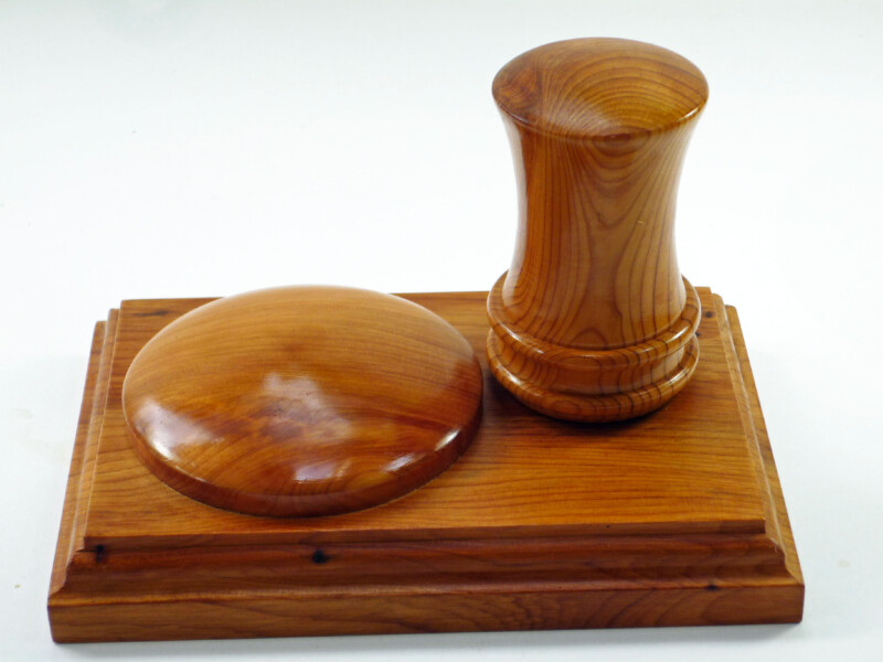 Handmade presentation palm gavel and block English Yew