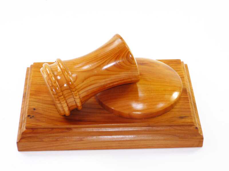Handmade presentation palm gavel and block English Yew